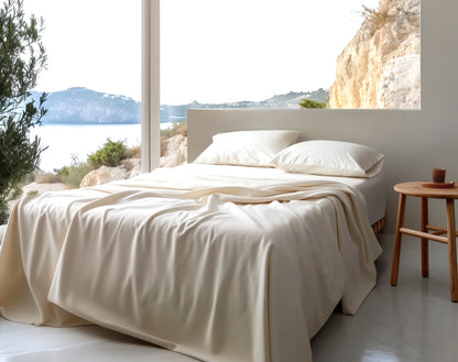 Sleep & Beyond 100% Organic Cotton Honeycomb Blanket