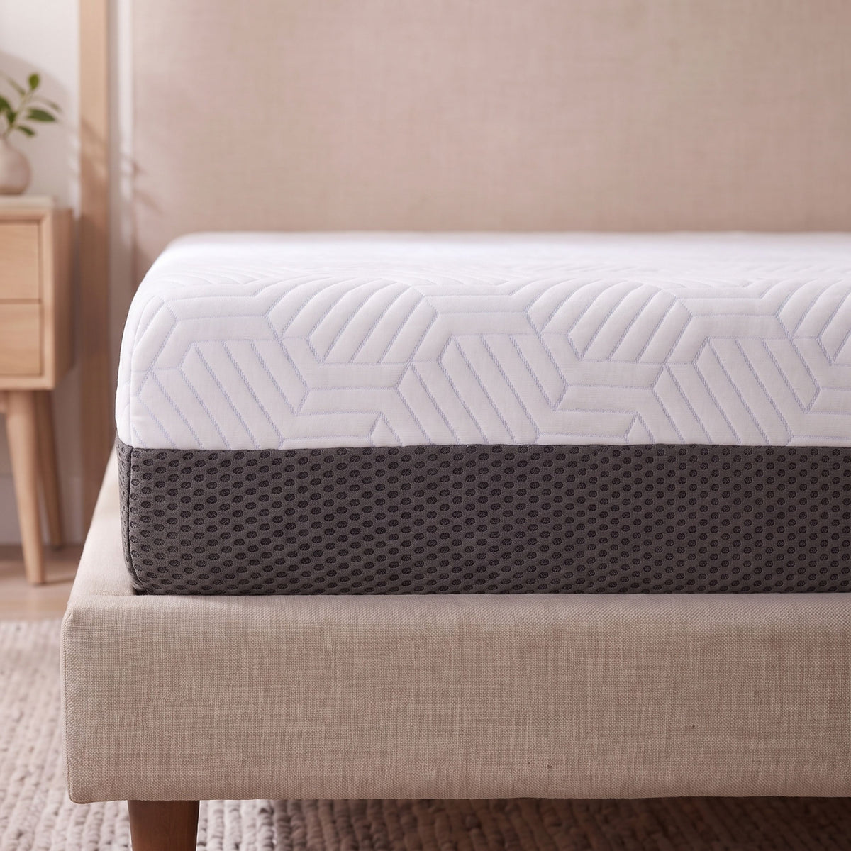 Omne Sleep Fria 8” Firm Mattress With Cooling Cover